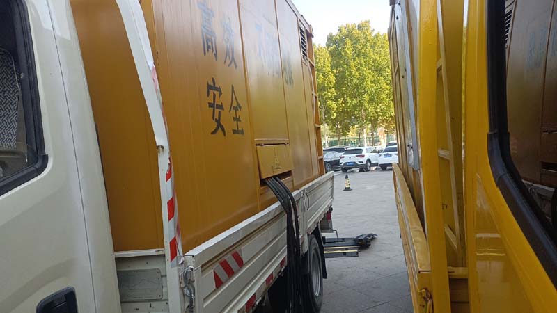 呼玛如何判断柴油发电机组和UPS电源的切换时间是否符合要求？